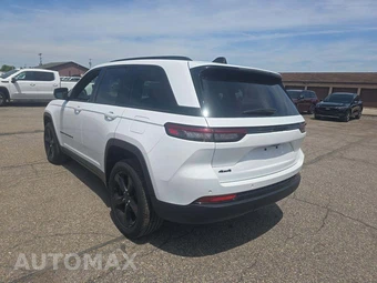 2024 Jeep Grand Cherokee Altitude X - miniatura 2