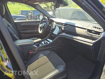 2024 Jeep Grand Cherokee Altitude X - miniatura 8