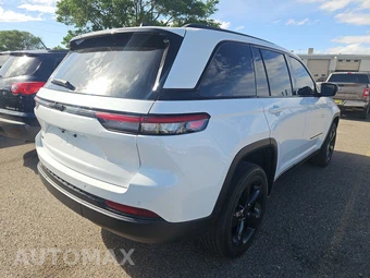 2024 Jeep Grand Cherokee Altitude X - miniatura 4