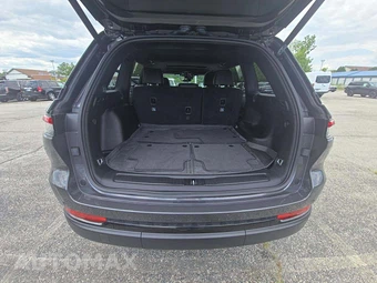 2024 Jeep Grand Cherokee Altitude X - miniatura 11