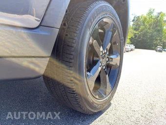 2024 Jeep Grand Cherokee Altitude X - miniatura 16