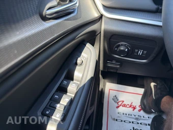 2024 Jeep Grand Cherokee Altitude X - miniatura 20
