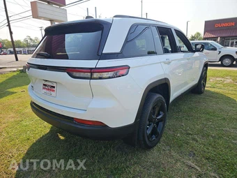 2024 Jeep Grand Cherokee Altitude X - miniatura 3