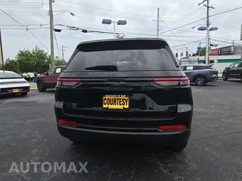 2024 Jeep Grand Cherokee Altitude X - miniatura 4