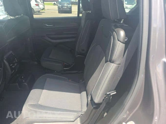 2024 Jeep Grand Cherokee L Laredo - miniatura 10