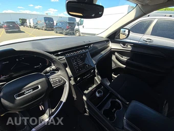 2024 Jeep Grand Cherokee L Laredo - miniatura 11