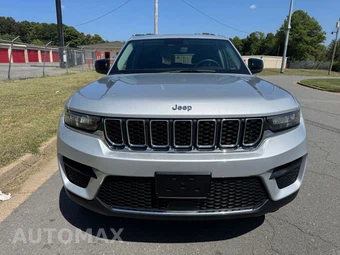 2024 Jeep Grand Cherokee Laredo - miniatura 3