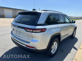 2024 Jeep Grand Cherokee Laredo - miniatura 5