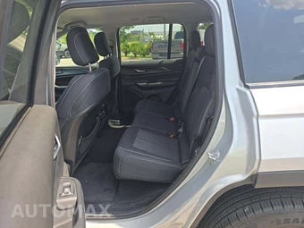 2024 Jeep Grand Cherokee Laredo - miniatura 10