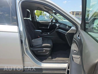 2024 Jeep Grand Cherokee Laredo - miniatura 15