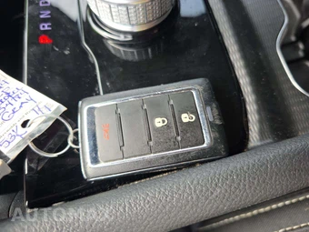 2024 Jeep Grand Cherokee Laredo - miniatura 5