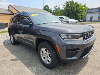 2024 Jeep Grand Cherokee Laredo - miniatura 4