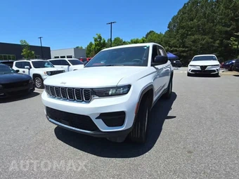 2024 Jeep Grand Cherokee Laredo