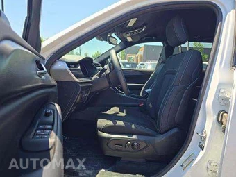 2024 Jeep Grand Cherokee Laredo - miniatura 7
