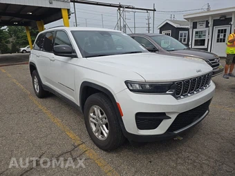 2024 Jeep Grand Cherokee Laredo - miniatura 3