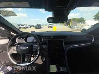 2024 Jeep Grand Cherokee Laredo - miniatura 6