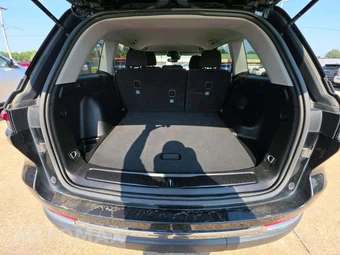 2024 Jeep Grand Cherokee Laredo - miniatura 14