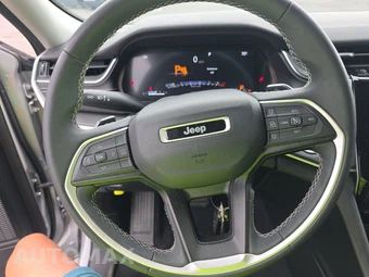 2024 Jeep Grand Cherokee Laredo X - miniatura 10