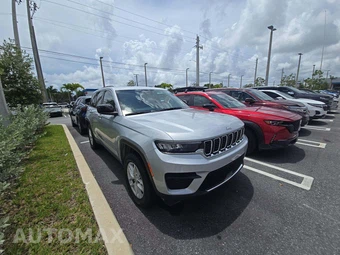 2024 Jeep Grand Cherokee Laredo X - miniatura 4