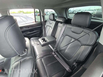 2024 Jeep Grand Cherokee Limited - miniatura 13