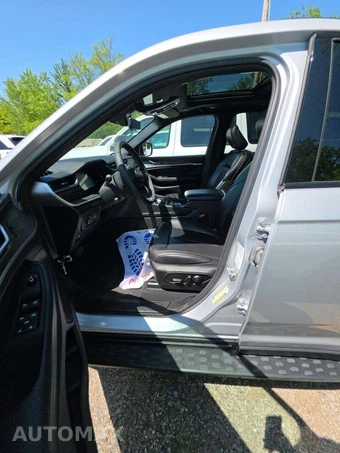 2024 Jeep Grand Cherokee Limited - miniatura 6
