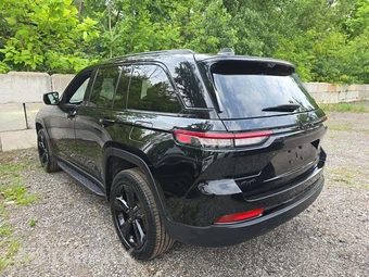 2024 Jeep Grand Cherokee Limited - miniatura 2