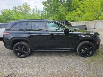 2024 Jeep Grand Cherokee Limited - miniatura 4