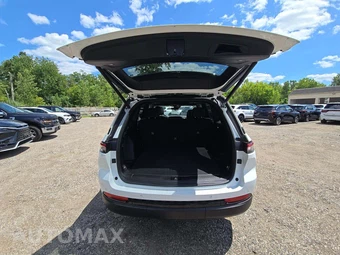 2024 Jeep Grand Cherokee Limited - miniatura 11
