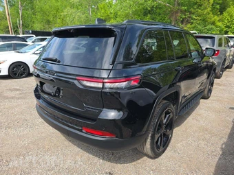 2024 Jeep Grand Cherokee Limited - miniatura 3