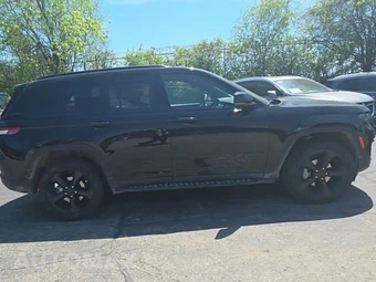 2024 Jeep Grand Cherokee Limited - miniatura 5