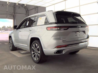 2024 Jeep Grand Cherokee Overland - miniatura 6