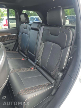 2024 Jeep Grand Cherokee Summit - miniatura 13