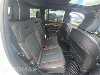 2024 Jeep Grand Cherokee Summit Reserve - miniatura 13