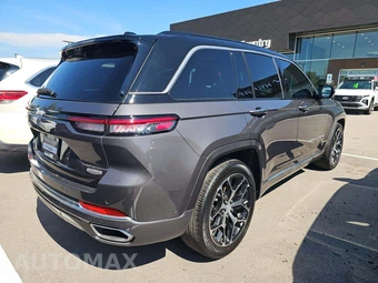 2024 Jeep Grand Cherokee Summit Reserve - miniatura 3
