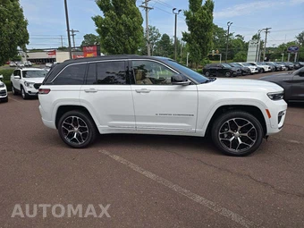 2024 Jeep Grand Cherokee Summit Reserve - miniatura 4
