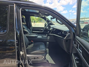 2024 Jeep Grand Wagoneer L Obsidian - miniatura 8