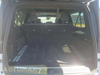2024 Jeep Grand Wagoneer L Obsidian – miniatura 12