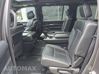 2024 Jeep Grand Wagoneer L Obsidian - miniatura 13