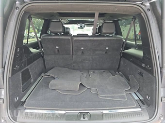 2024 Jeep Grand Wagoneer L Obsidian - miniatura 17