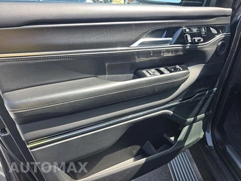 2024 Jeep Grand Wagoneer L Obsidian – miniatura 9