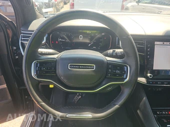 2024 Jeep Grand Wagoneer L Obsidian - miniatura 10