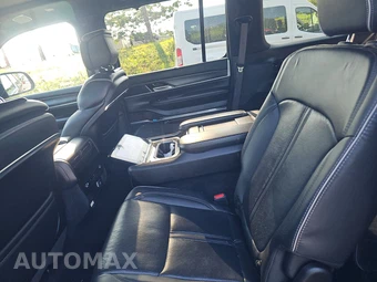 2024 Jeep Grand Wagoneer L Obsidian - miniatura 13