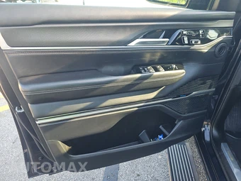 2024 Jeep Grand Wagoneer L Obsidian - miniatura 9