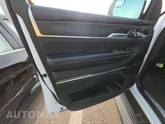2024 Jeep Grand Wagoneer L Obsidian - miniatura 9