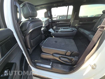 2024 Jeep Grand Wagoneer L Obsidian - miniatura 13