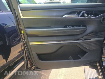 2024 Jeep Grand Wagoneer L Obsidian - miniatura 9