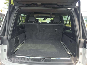 2024 Jeep Grand Wagoneer L Obsidian – miniatura 15