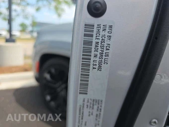 2024 Jeep Grand Wagoneer L Obsidian – miniatura 5