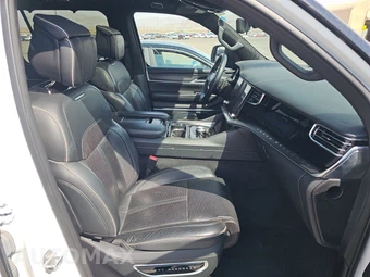2024 Jeep Grand Wagoneer L Obsidian - miniatura 8