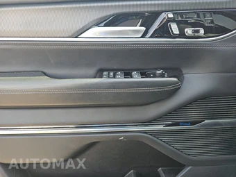 2024 Jeep Grand Wagoneer L Obsidian - miniatura 9